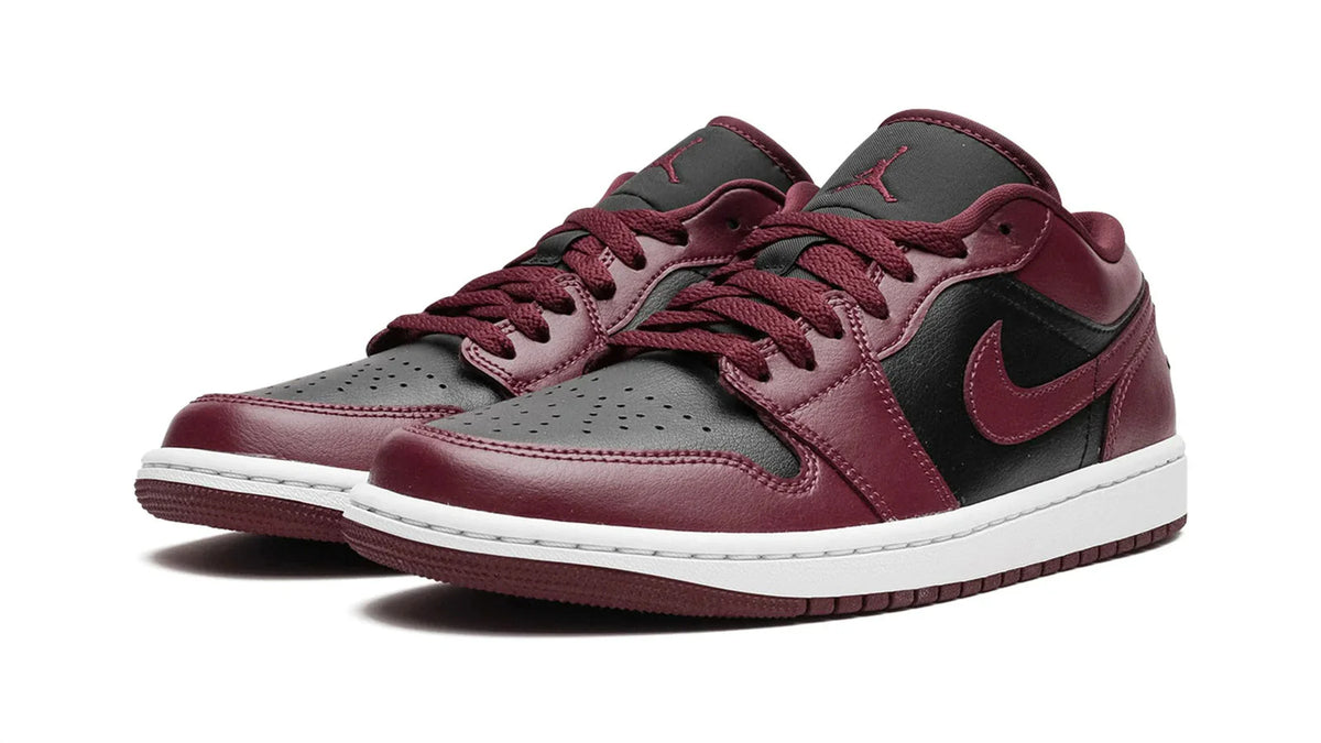 AIR JORDAN 1 Low Women's Sneakers - Dark Beetroot