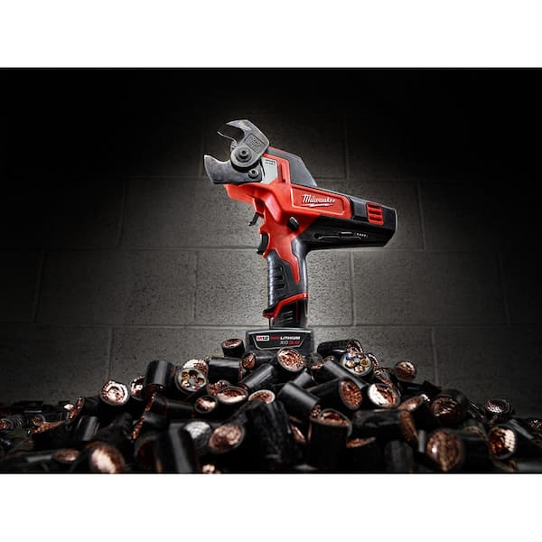 Milwaukee M12 12V Lithium-Ion Cordless 600 MCM Cable Cutter Kit With One 3.0Ah Battery, Charger And Hard Case
