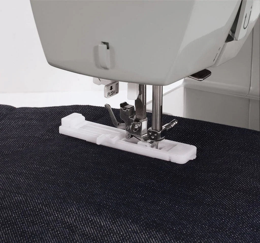 SINGER Heavy Duty Sewing Machine, White, 23 Built-In Stitches - 4423