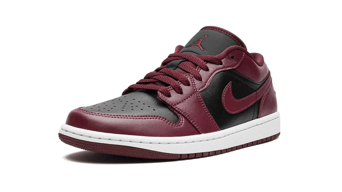 AIR JORDAN 1 Low Women's Sneakers - Dark Beetroot