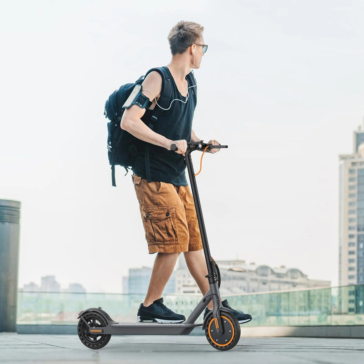 Electric Scooter With Solid Tires And Dual Braking - 350W/500W