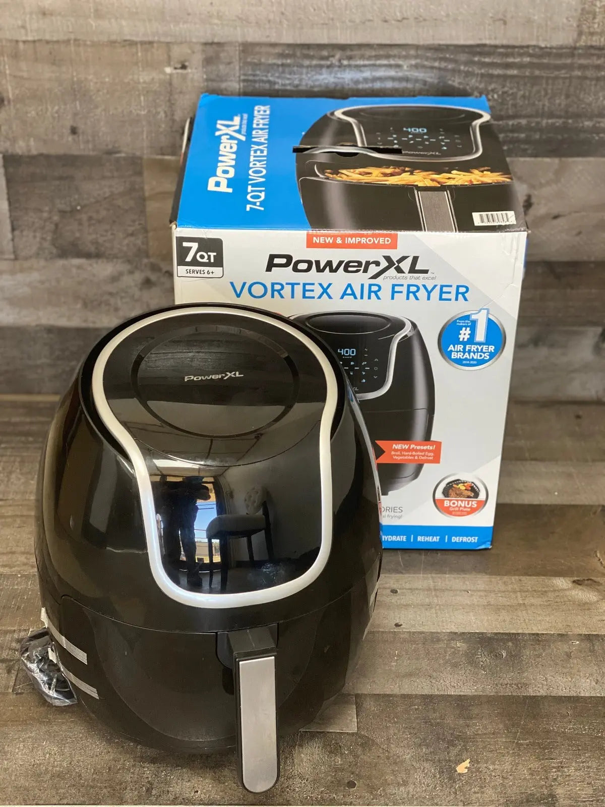 Air Fryer Multi-Cooker With Non-Stick Basket And Cookbook - Roast/Bake/Dehydrate/Reheat