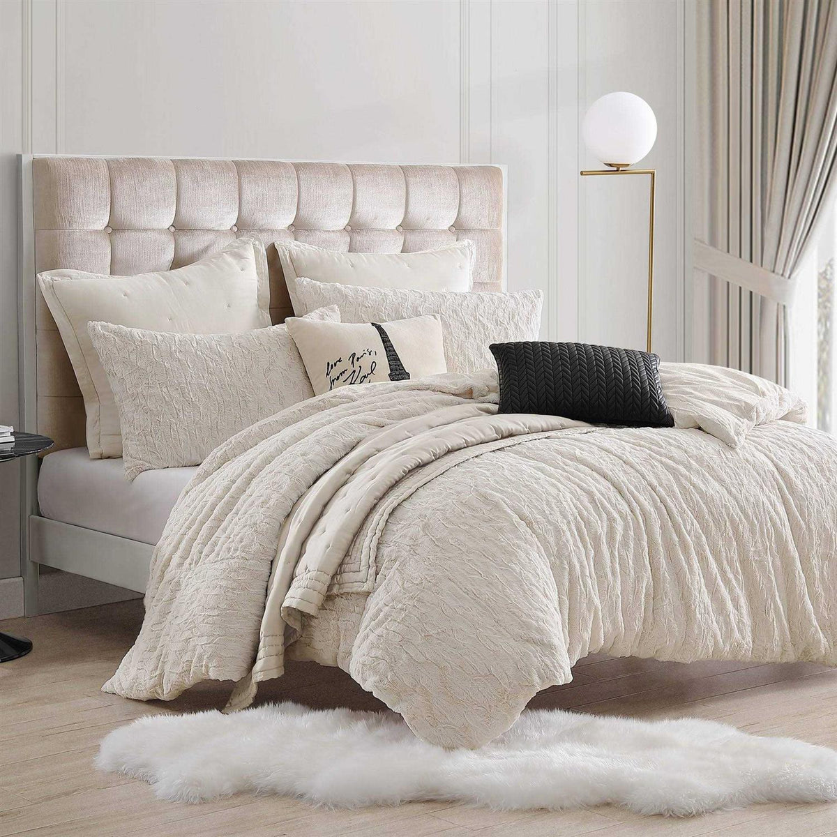 Karl Lagerfeld Paris Heavenly Faux Fur Duvet Set - Ivory