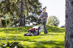 Honda Self-Propelled Walk-Behind Lawn Mower 21 inch Select Drive 4-in-1 Versamow - HRX217VYA