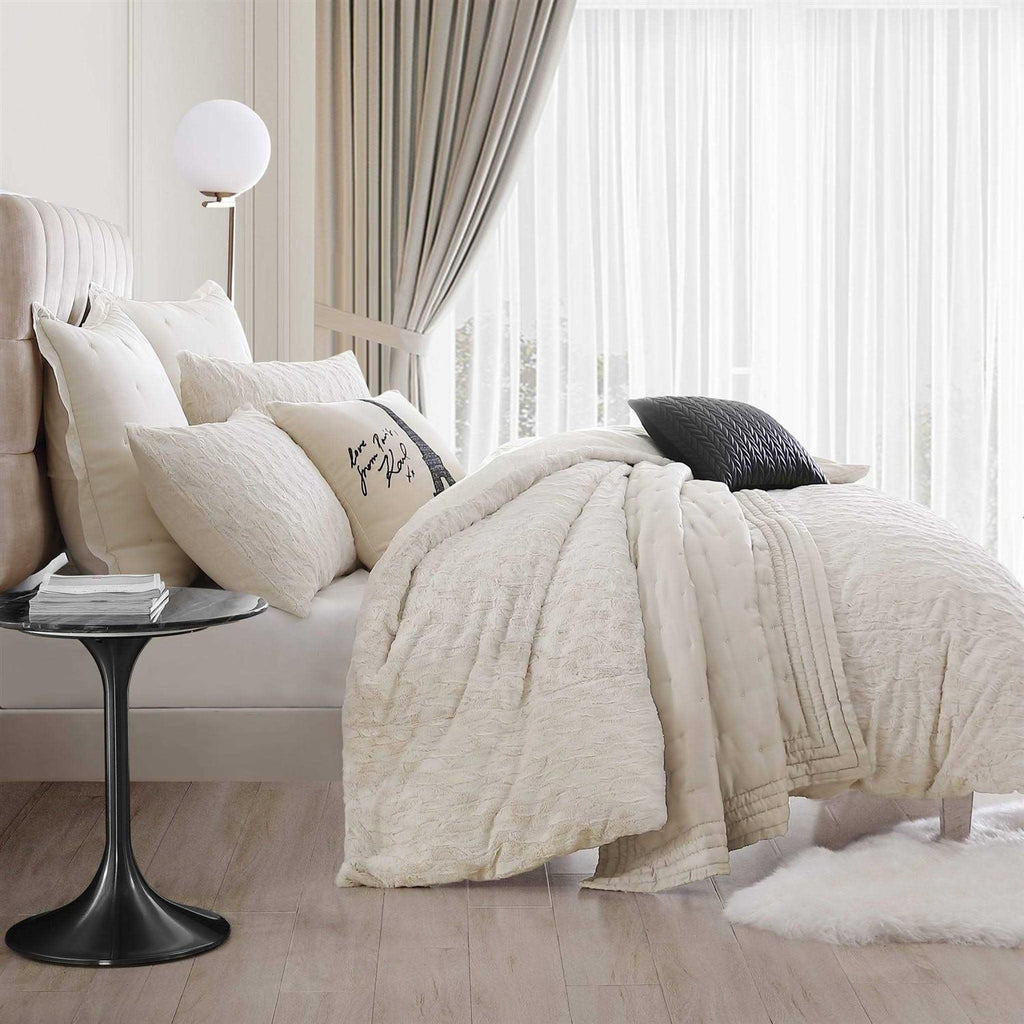 Karl Lagerfeld Paris Heavenly Faux Fur Duvet Set - Ivory