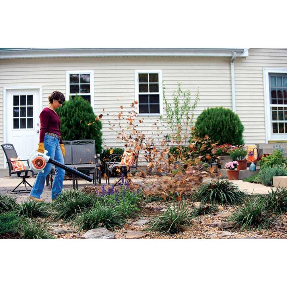 Stihl BG 56 C-E Gas Handheld Blower - BG 56 C-E