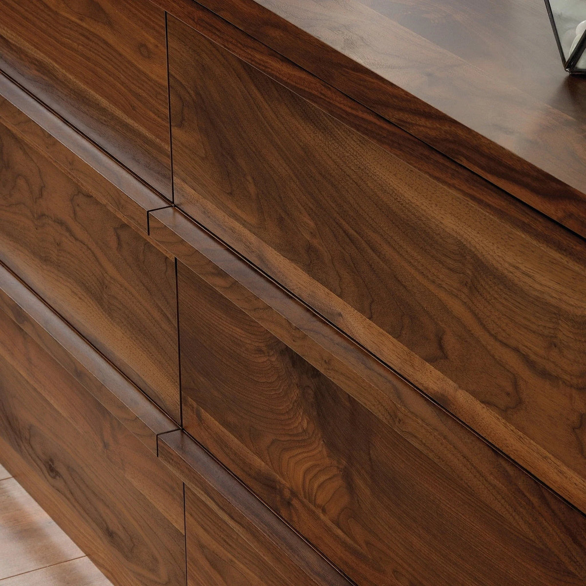 Better Homes and Gardens Montclair 6-Drawer Dresser, Vintage Walnut Finish