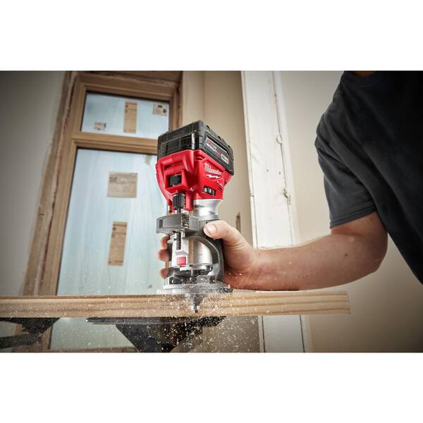 Milwaukee M18 Fuel 18V Lithium-Ion Brushless Cordless Compact Router With Plunge Base - 48-10-5601
