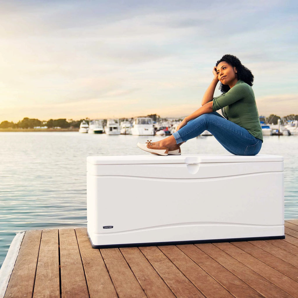 Lifetime Marine Dock Box, 130 Gallon - 60348