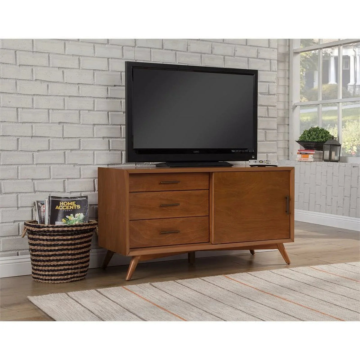 Home Square 4-Piece Set With Small TV Console, Full Wood Bed And Large Nightstand