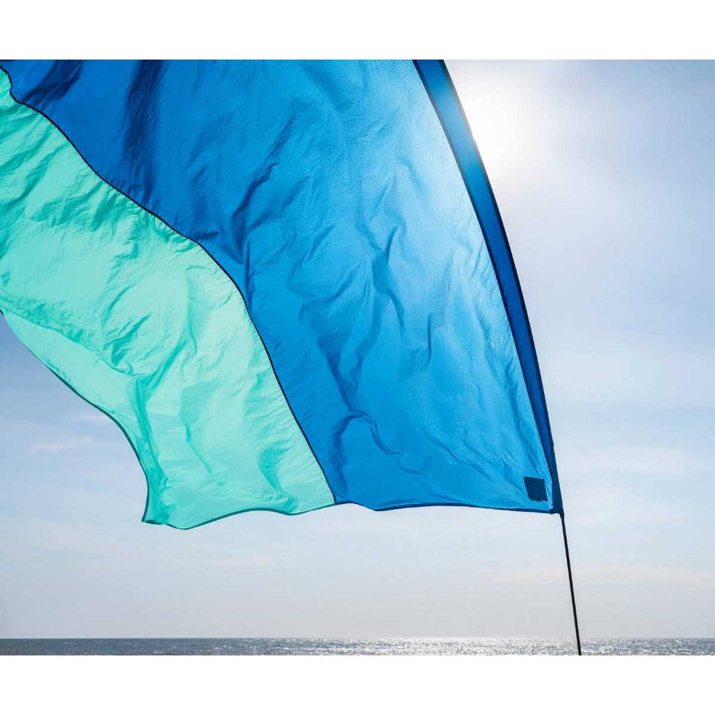 Shibumi Shade Mini Wind Powered Beach Shade