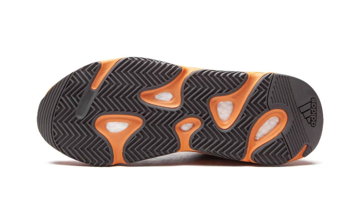 YEEZY BOOST 700 Low-Top Sneakers, Enflame Amber