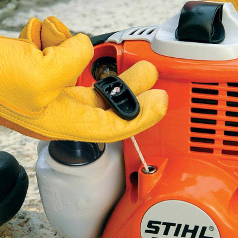 Stihl Pole Pruner - HT 56 C-E