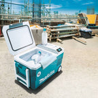 Makita 18V X2 LXT 20 L (21 qt) Cooler/Warmer, 12V/24V DC And AC - DCW180Z