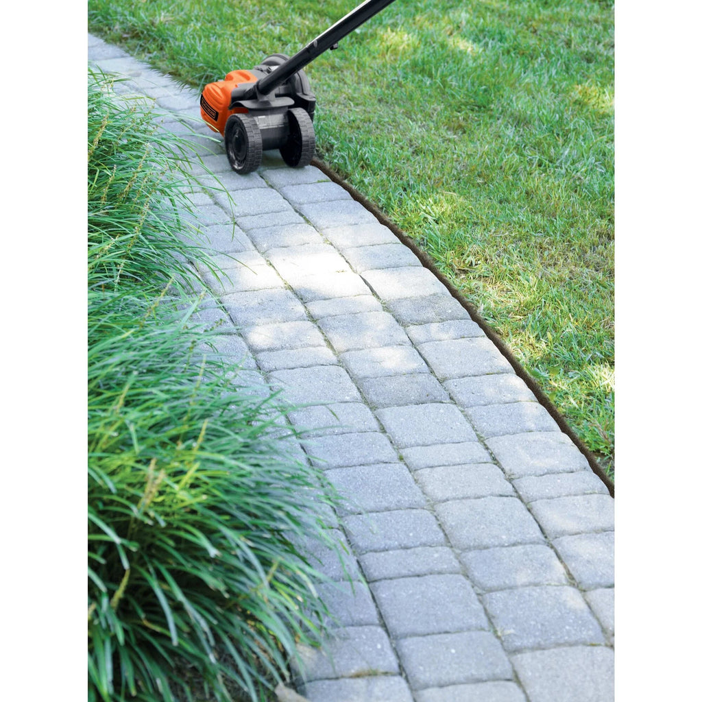 BLACK+DECKER 12 Amp 2-in-1 Landscape Edger and Trencher - LE750
