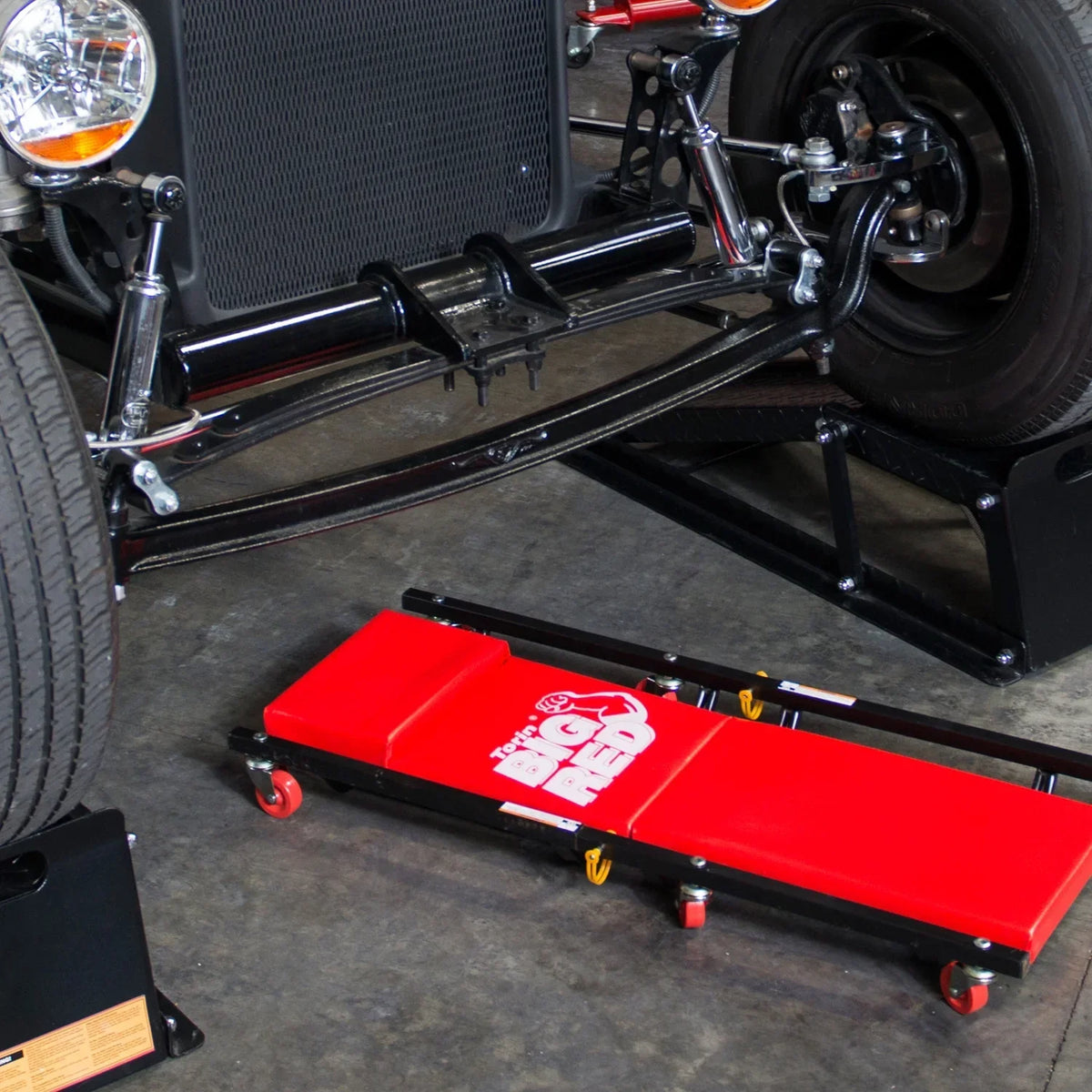 BIG RED 2 Ton Hydraulic Floor Jack Combo With 2 Jack Stands, Garage Creeper And Red Color - W8200