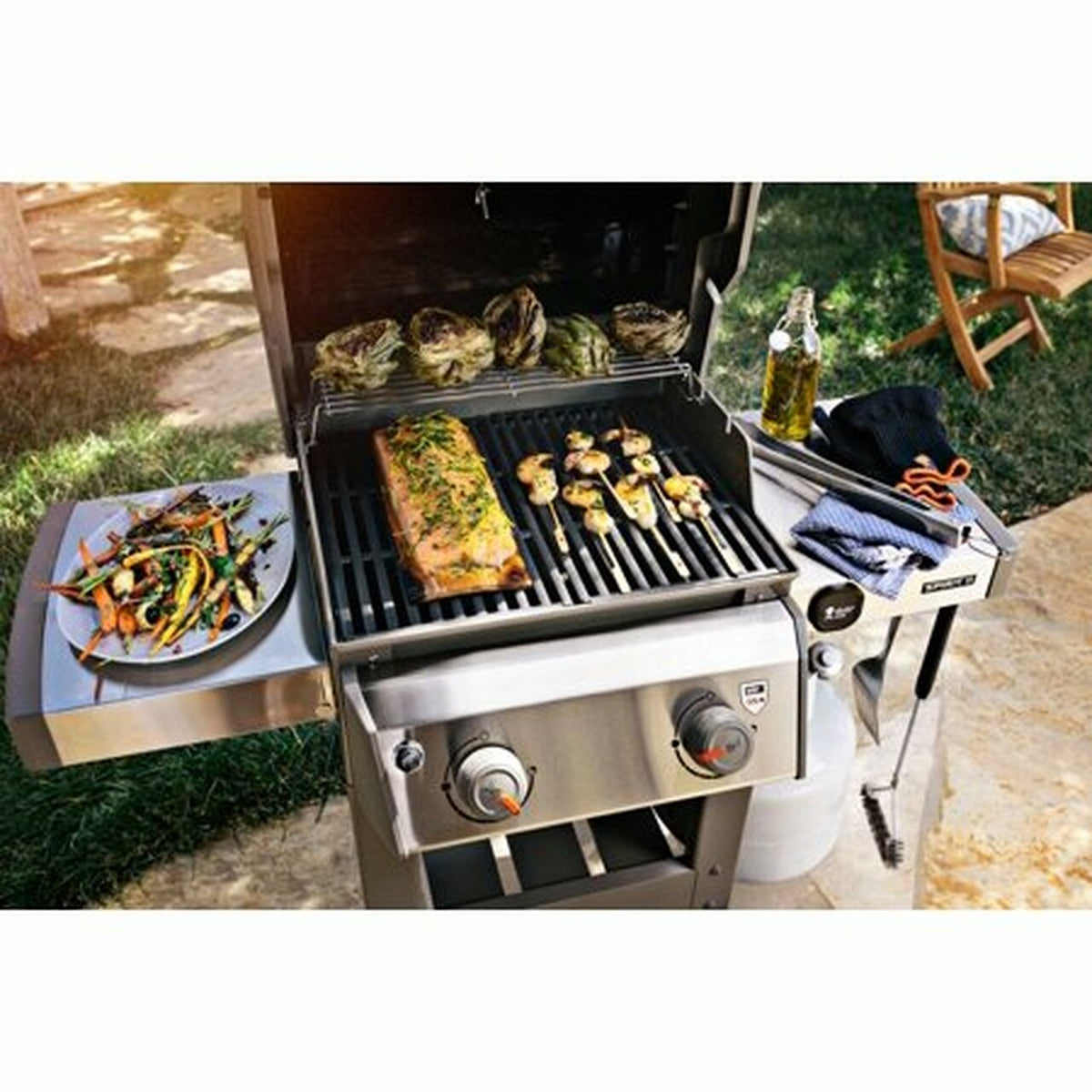 Weber Spirit II E-210 Propane Gas Grill, 2 Burners, 450 sq in, Black - 44010001