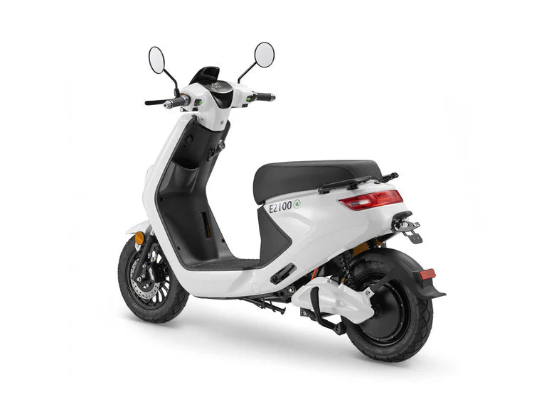 Luxxon Electric Scooter 2000 Watt, 45 km/h, Up To 71 km - E2100