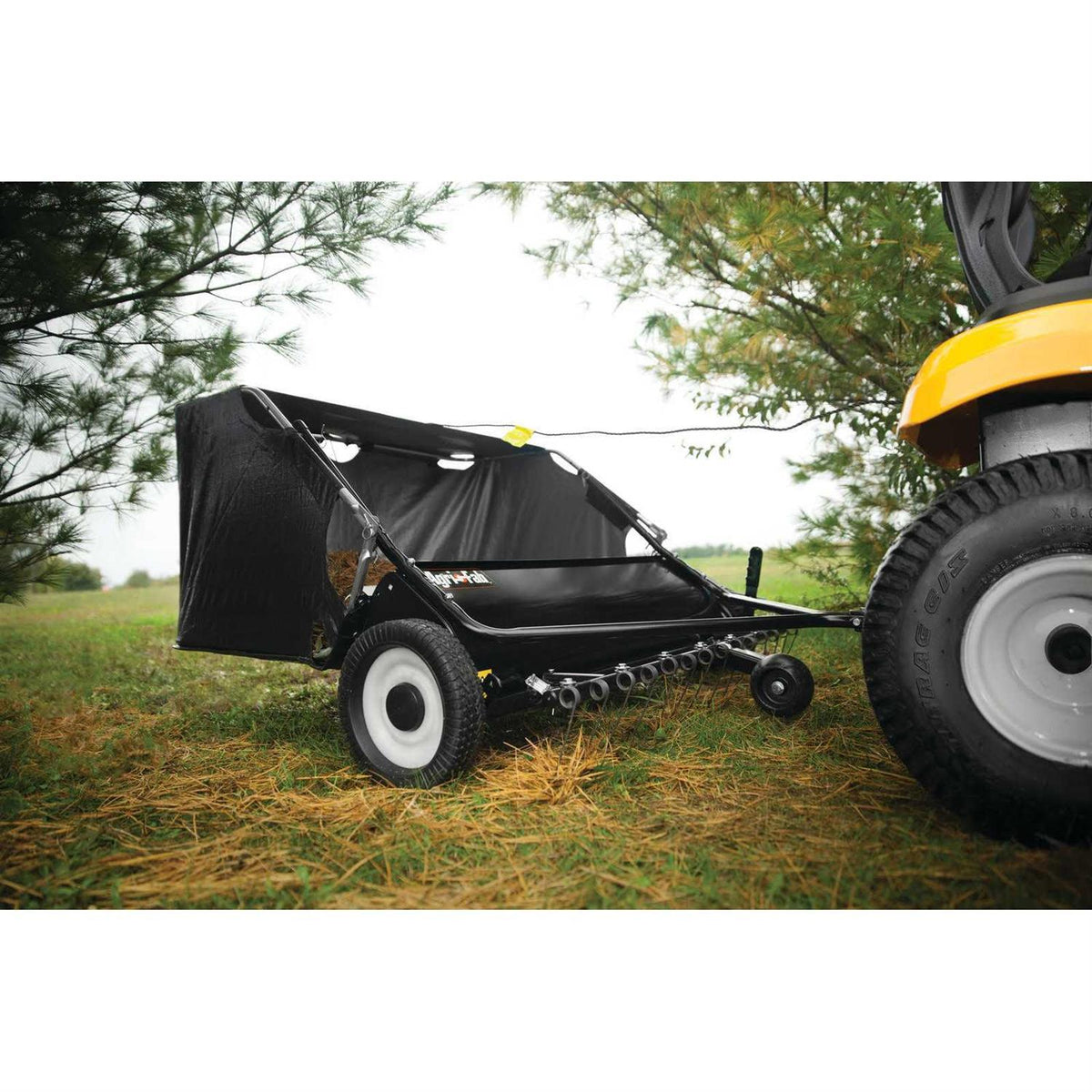 Agri-Fab Tow Lawn Sweeper 42 in - 45-0320