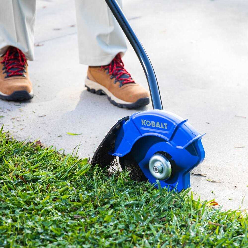 Kobalt 9-in 40-Volt Max Brushless Multi-Head Lawn Edger