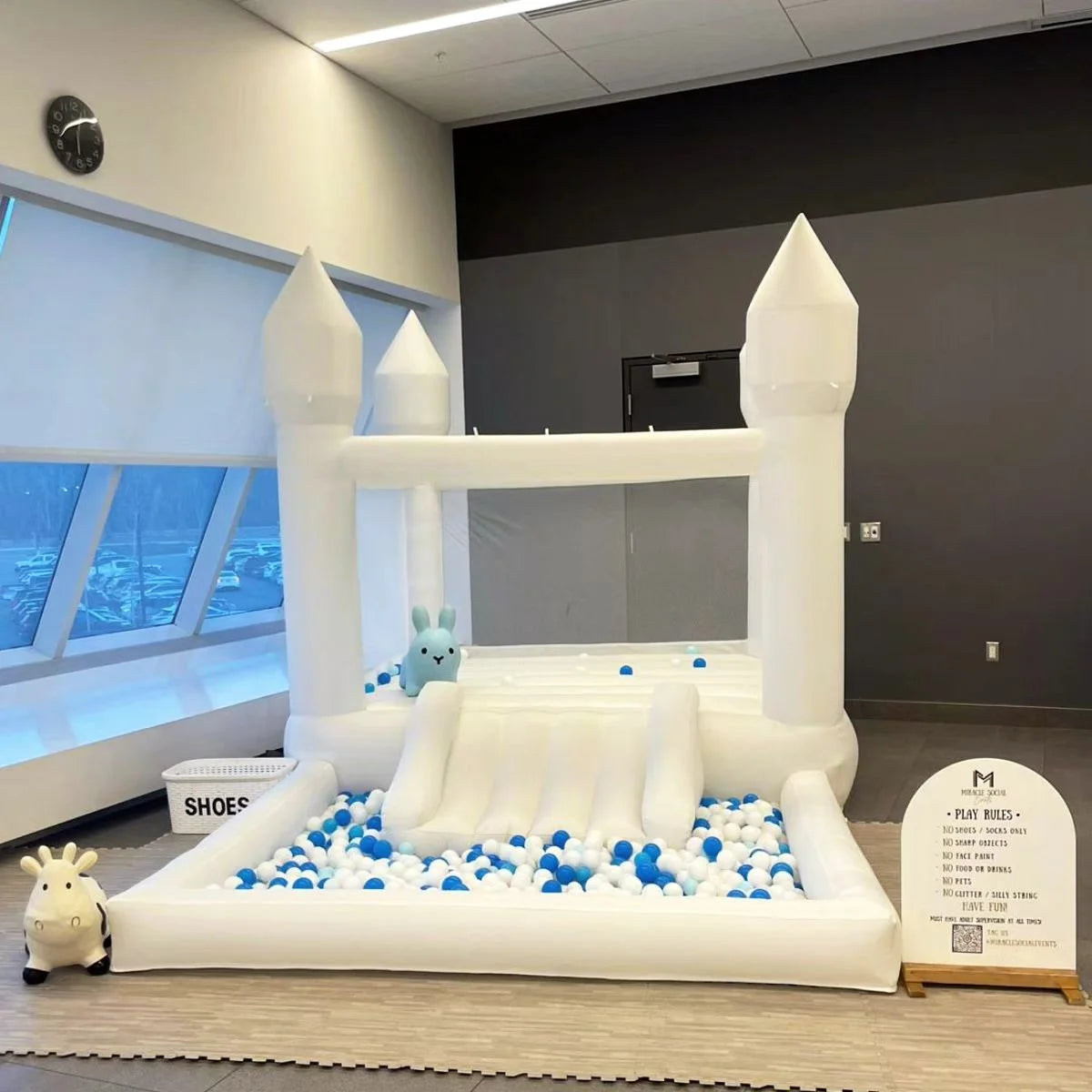 Connsann White Oxford Bounce House With Air Blower And Ball Pit, 13 ft x 8 ft x 8 ft
