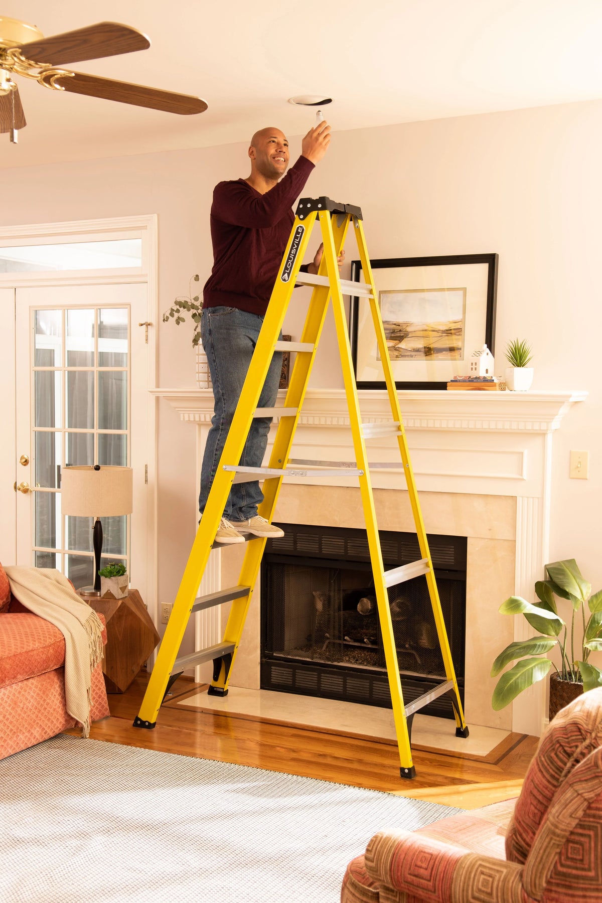 Louisville Ladder 8' Fiberglass Step Ladder, 12' Reach, 250 lbs Load Capacity - W-3118-08