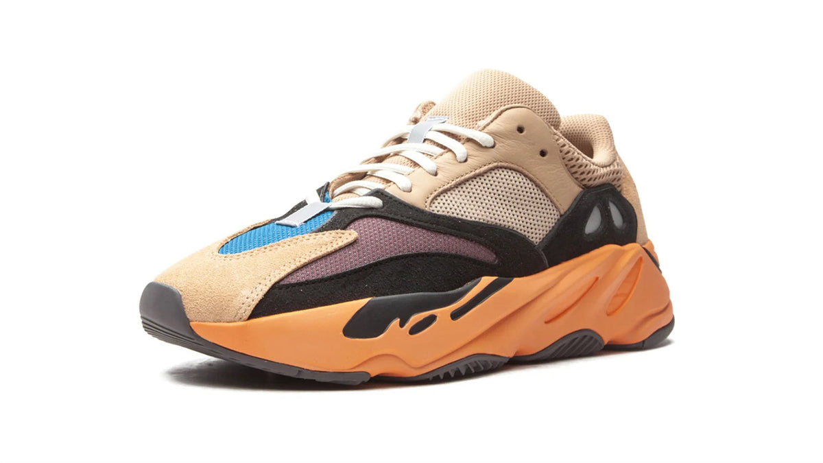 YEEZY BOOST 700 Low-Top Sneakers, Enflame Amber