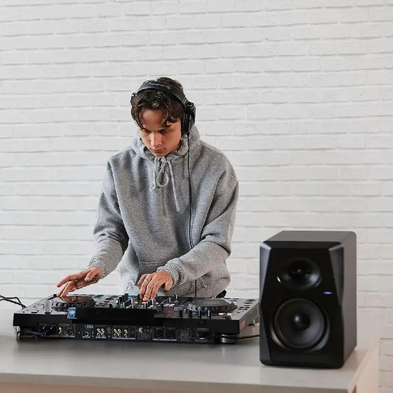 Pioneer DJ All-In-One DJ Controller With 10.1-Inch Touch Screen And Built-In Mixer - XDJ-RX3