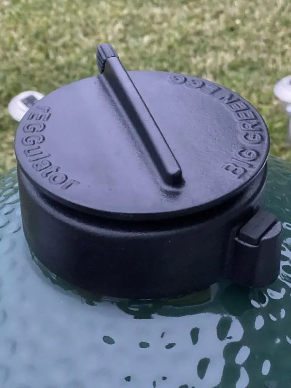 Big Green Egg Classic Ceramic Kamado Grill & Smoker Bundle, Green